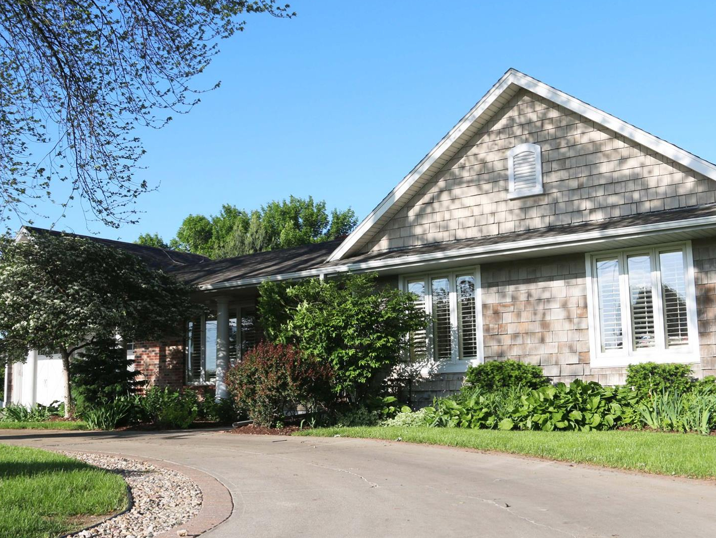 Legato Living at Legacy